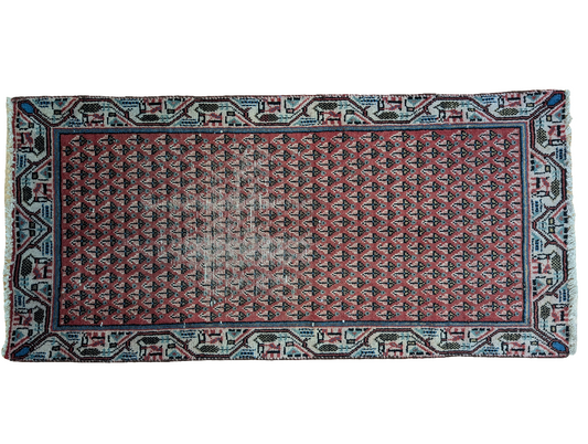 #029 2' x 4' Persian Sarouk Runner