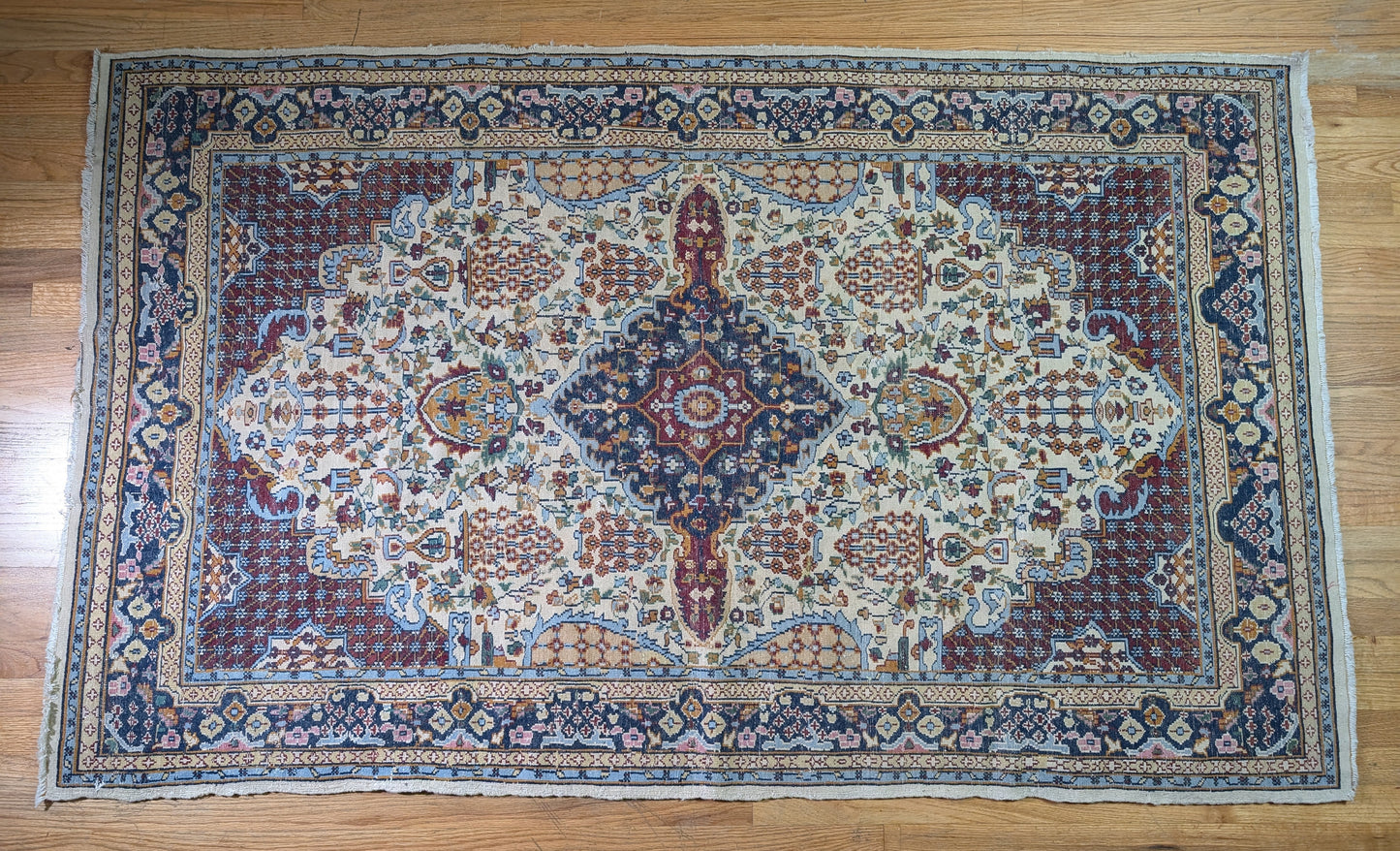 #033 6' x 4' Persian Kashan